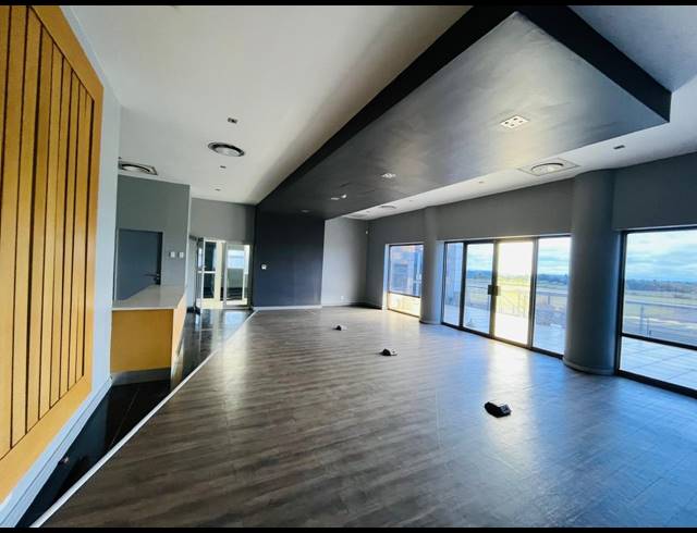 2,002M² OFFICE TO LET IN GLEN AUSTIN AH